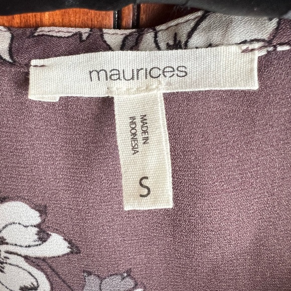Maurice’s top - Grayish Purple Size Small - Picture 2 of 7